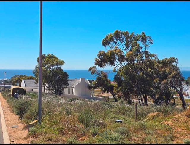 LAND FOR SALE IN SANDY POINT